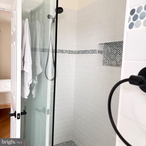 1412 N 4TH ST N, Philadelphia, PA 19122