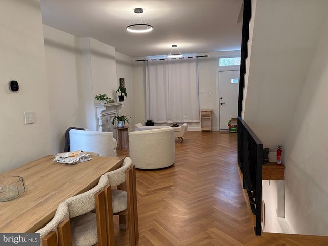 1412 N 4TH ST N, Philadelphia, PA 19122