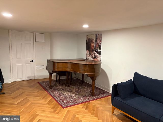 1412 N 4TH ST N, Philadelphia, PA 19122