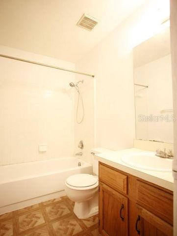 7200 SW 8TH AVENUE E31, Gainesville, FL 32608