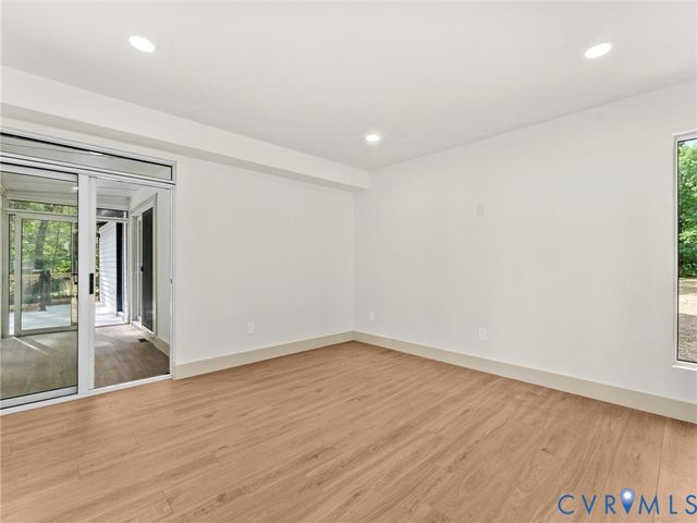 16200 Hunters Ridge Ln, Moseley, VA 23120