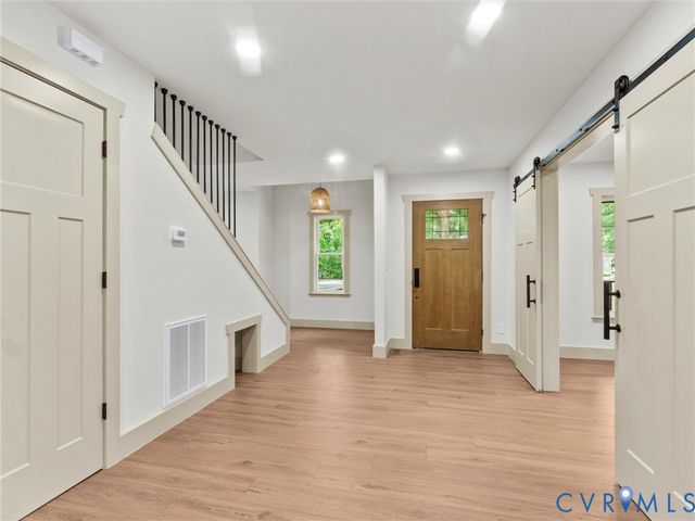 16200 Hunters Ridge Ln, Moseley, VA 23120