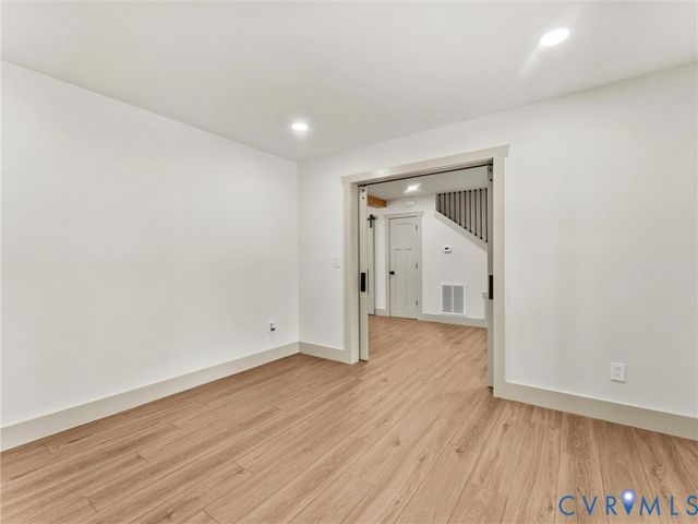 16200 Hunters Ridge Ln, Moseley, VA 23120