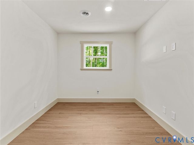 16200 Hunters Ridge Ln, Moseley, VA 23120