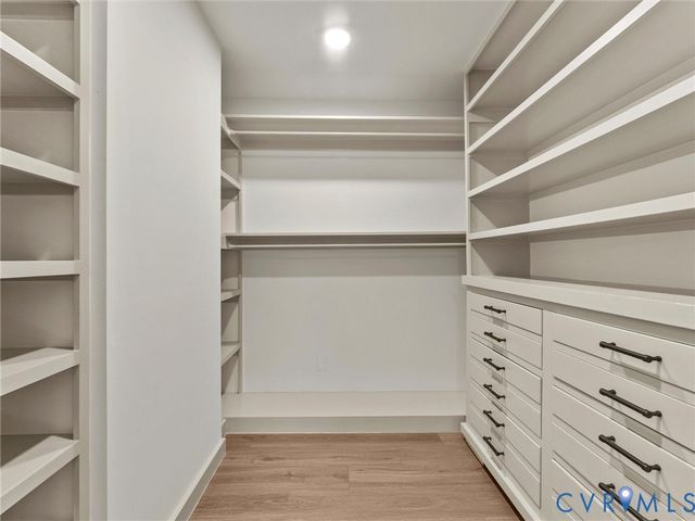 16200 Hunters Ridge Ln, Moseley, VA 23120