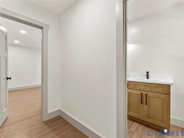 16200 Hunters Ridge Ln, Moseley, VA 23120
