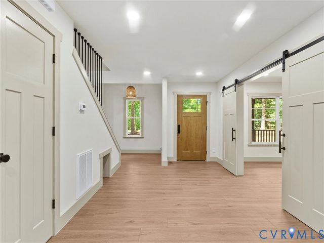 16200 Hunters Ridge Ln, Moseley, VA 23120