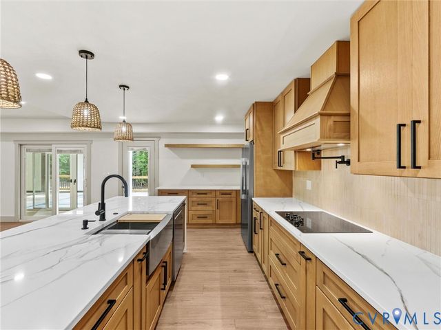 16200 Hunters Ridge Ln, Moseley, VA 23120