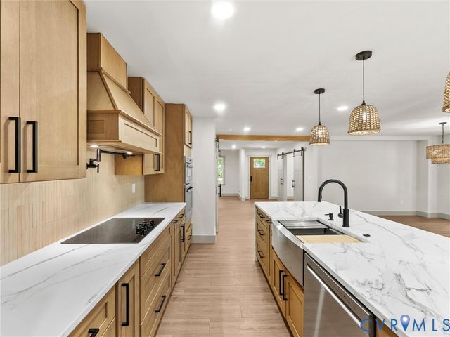16200 Hunters Ridge Ln, Moseley, VA 23120