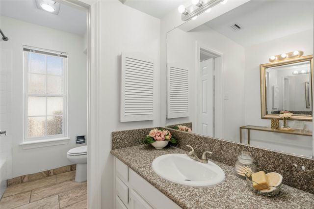 600 Wilcrest Drive 54, Houston, TX 77042
