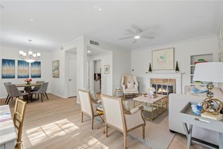 600 Wilcrest Drive 54, Houston, TX 77042