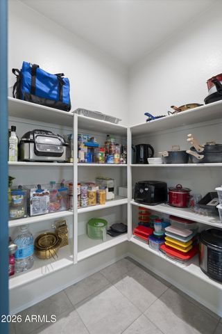 18563 W DESERT HOLLOW Drive, Wittmann, AZ 85361