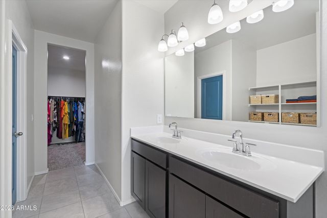 18563 W DESERT HOLLOW Drive, Wittmann, AZ 85361