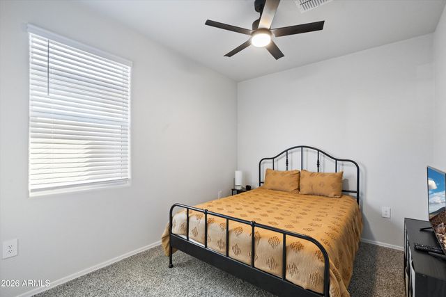 18563 W DESERT HOLLOW Drive, Wittmann, AZ 85361