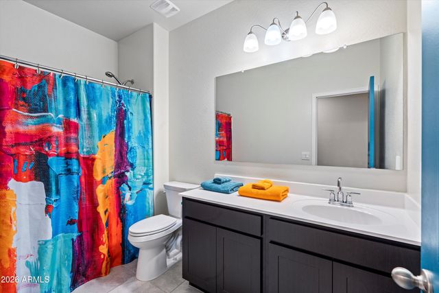 18563 W DESERT HOLLOW Drive, Wittmann, AZ 85361