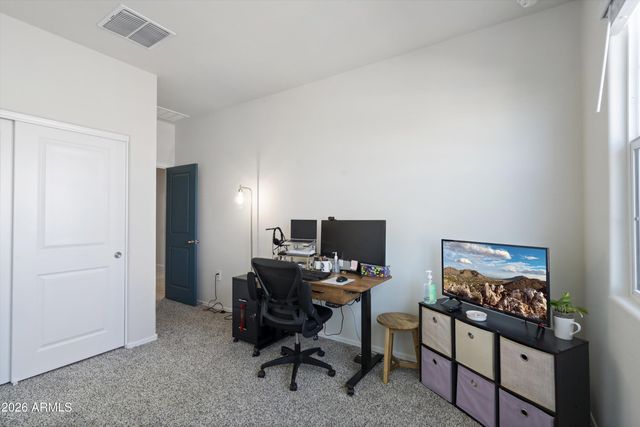 18563 W DESERT HOLLOW Drive, Wittmann, AZ 85361