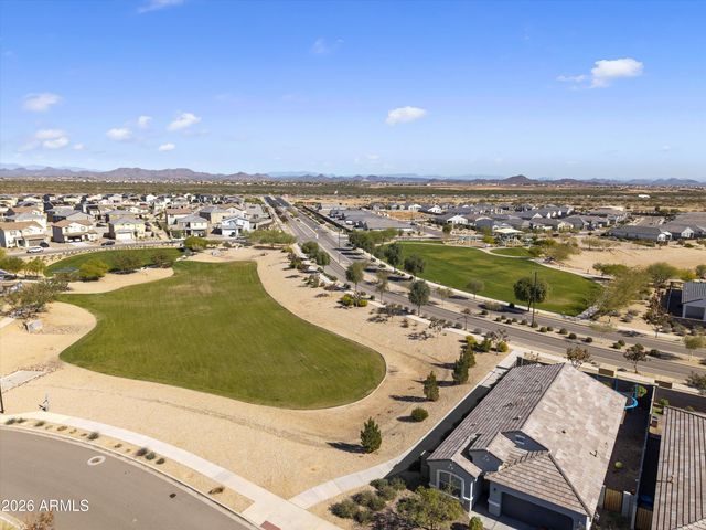 18563 W DESERT HOLLOW Drive, Wittmann, AZ 85361