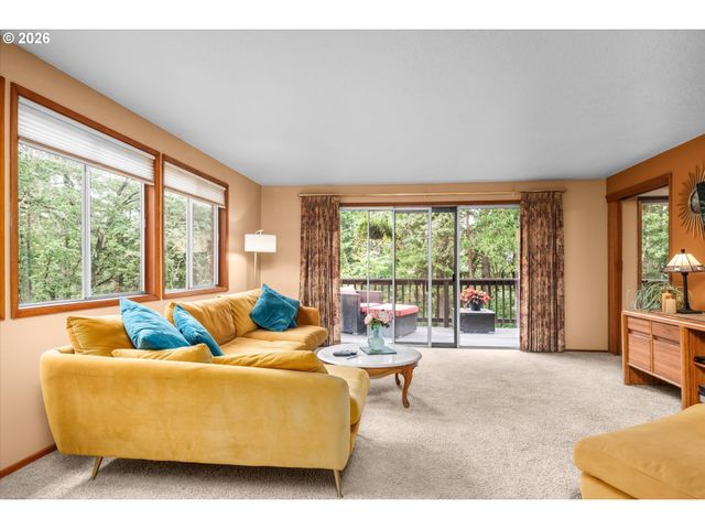 27828 GIBRALTER Loop, Eugene, OR 97405