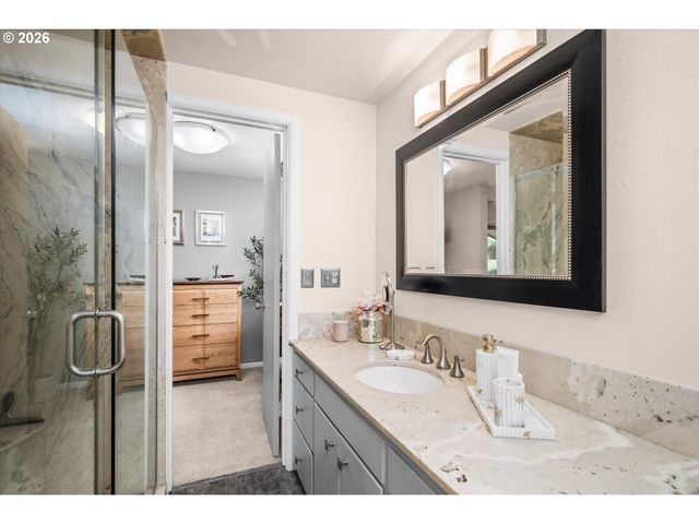 27828 GIBRALTER Loop, Eugene, OR 97405