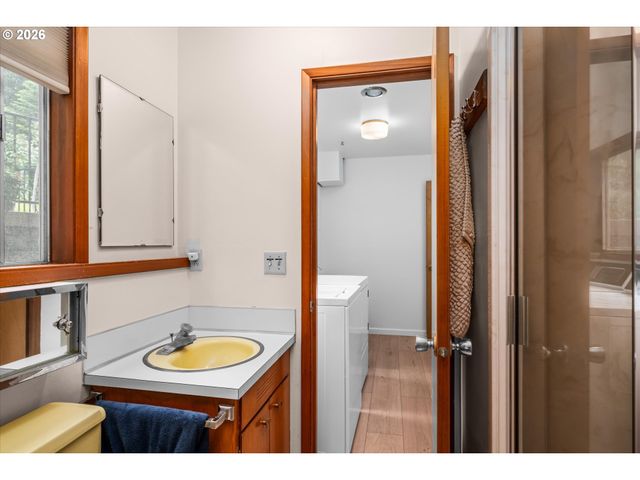 27828 GIBRALTER Loop, Eugene, OR 97405