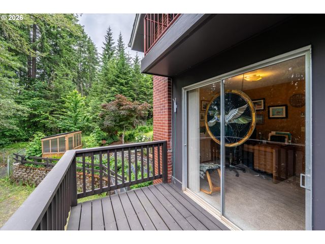 27828 GIBRALTER Loop, Eugene, OR 97405