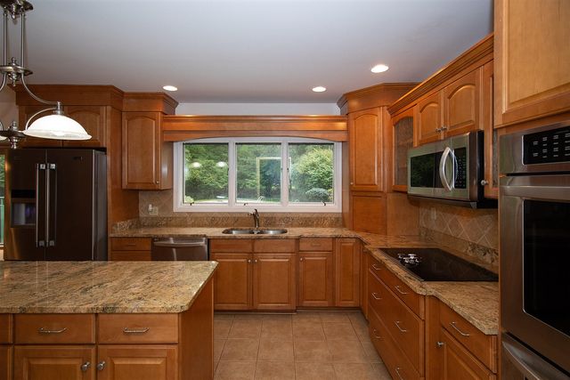 83 N Minges Road, Battle Creek, MI 49015