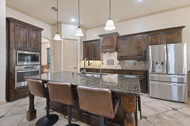 7910 Edgeglen Trail, Sachse, TX 75048