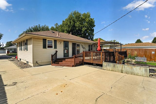 2528 11th Avenue NW, Rochester, MN 55901