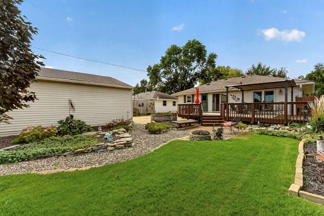2528 11th Avenue NW, Rochester, MN 55901