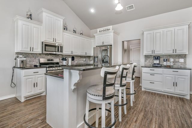 3050 BUSHLAND Road, Amarillo, TX 79119