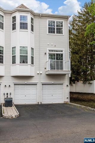 4 Jasmine Lane 1202, Garfield, NJ 07026