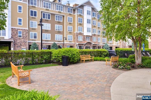 4 Jasmine Lane 1202, Garfield, NJ 07026