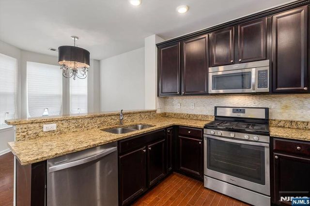 4 Jasmine Lane 1202, Garfield, NJ 07026