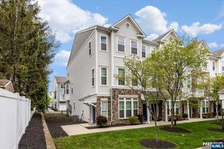 4 Jasmine Lane 1202, Garfield, NJ 07026