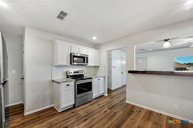 551 N Grange Street, Bertram, TX 78605