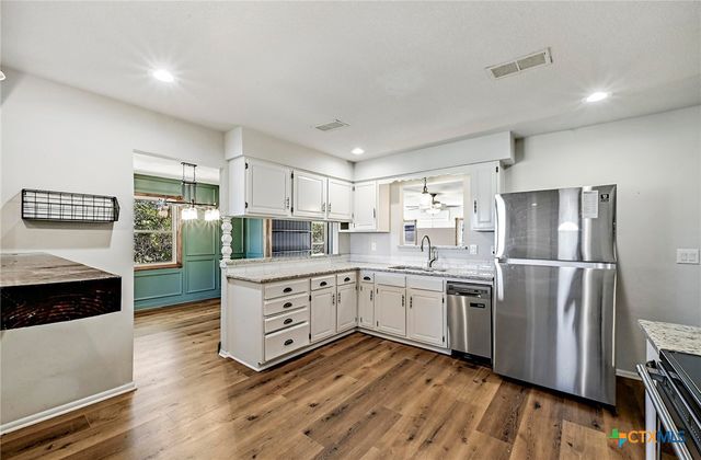 551 N Grange Street, Bertram, TX 78605