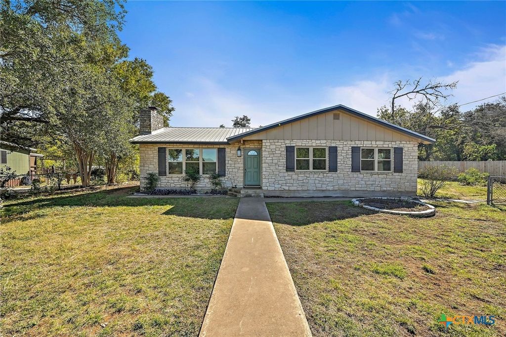 551 N Grange Street, Bertram, TX 78605