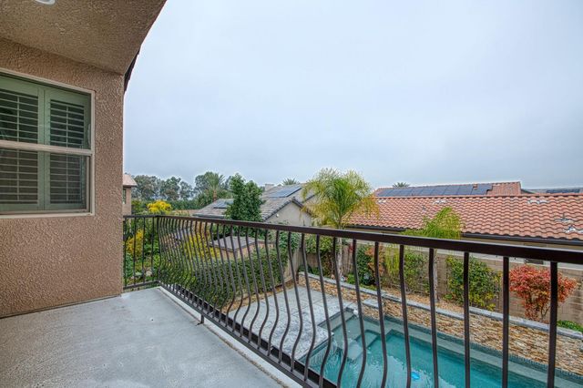 1922 E Amaryllis Avenue, Fresno, CA 93730