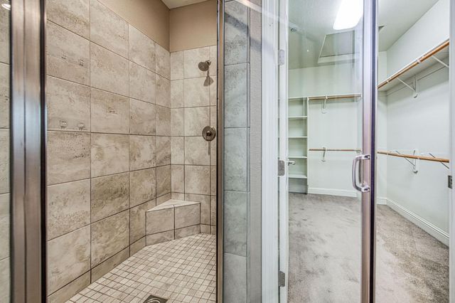 1922 E Amaryllis Avenue, Fresno, CA 93730