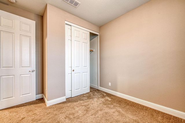 1922 E Amaryllis Avenue, Fresno, CA 93730