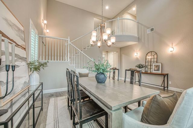 1922 E Amaryllis Avenue, Fresno, CA 93730