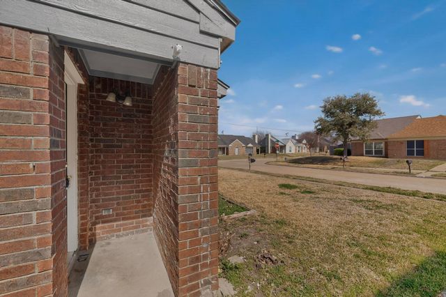 926 Binbrook Drive, Mesquite, TX 75149