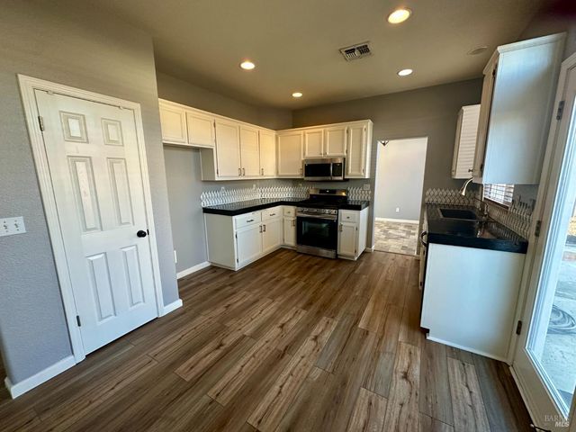 590 Anderson Way, Rio Vista, CA 94571