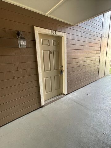 249 AFTON SQUARE 107, Altamonte Springs, FL 32714