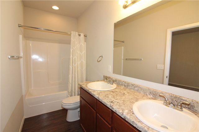 4309 SW Gallatine Avenue, Bentonville, AR 72713