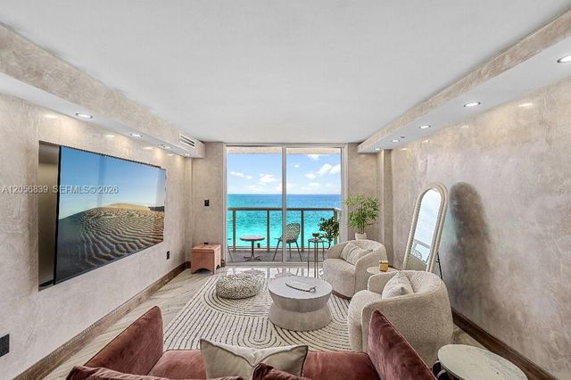 2457 Collins Ave 1603, Miami Beach, FL 33140