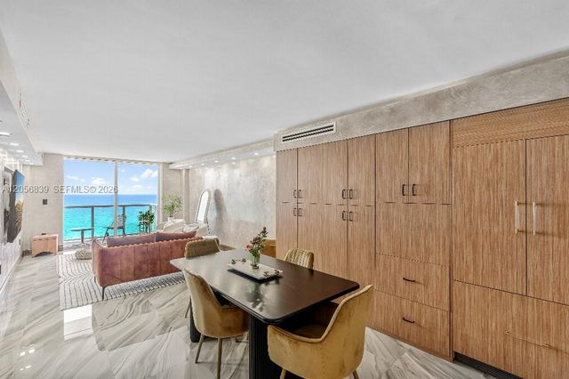 2457 Collins Ave 1603, Miami Beach, FL 33140