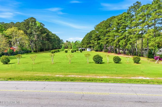 769 Midway Road SE, Bolivia, NC 28422