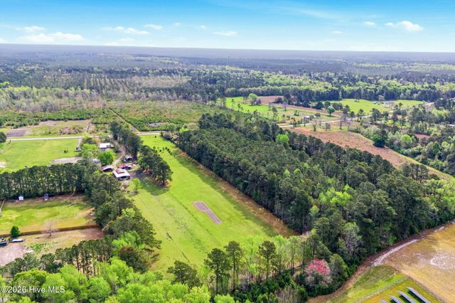 769 Midway Road SE, Bolivia, NC 28422