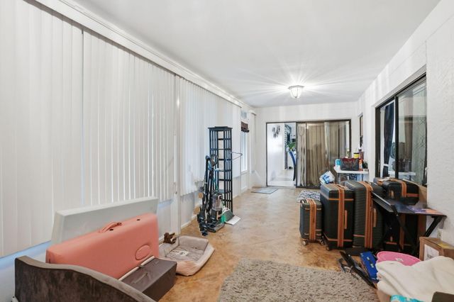 2171 NW 76th Avenue, Margate, FL 33063